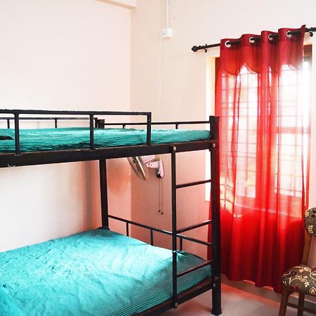 Ppg Tourist Home Chottanikara ภายนอก รูปภาพ
